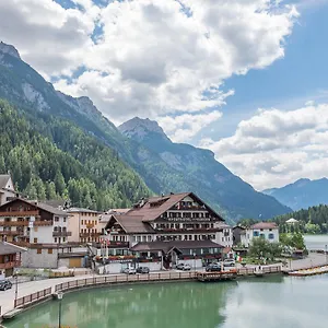 Sporthotel Europa Sul Lago Alleghe