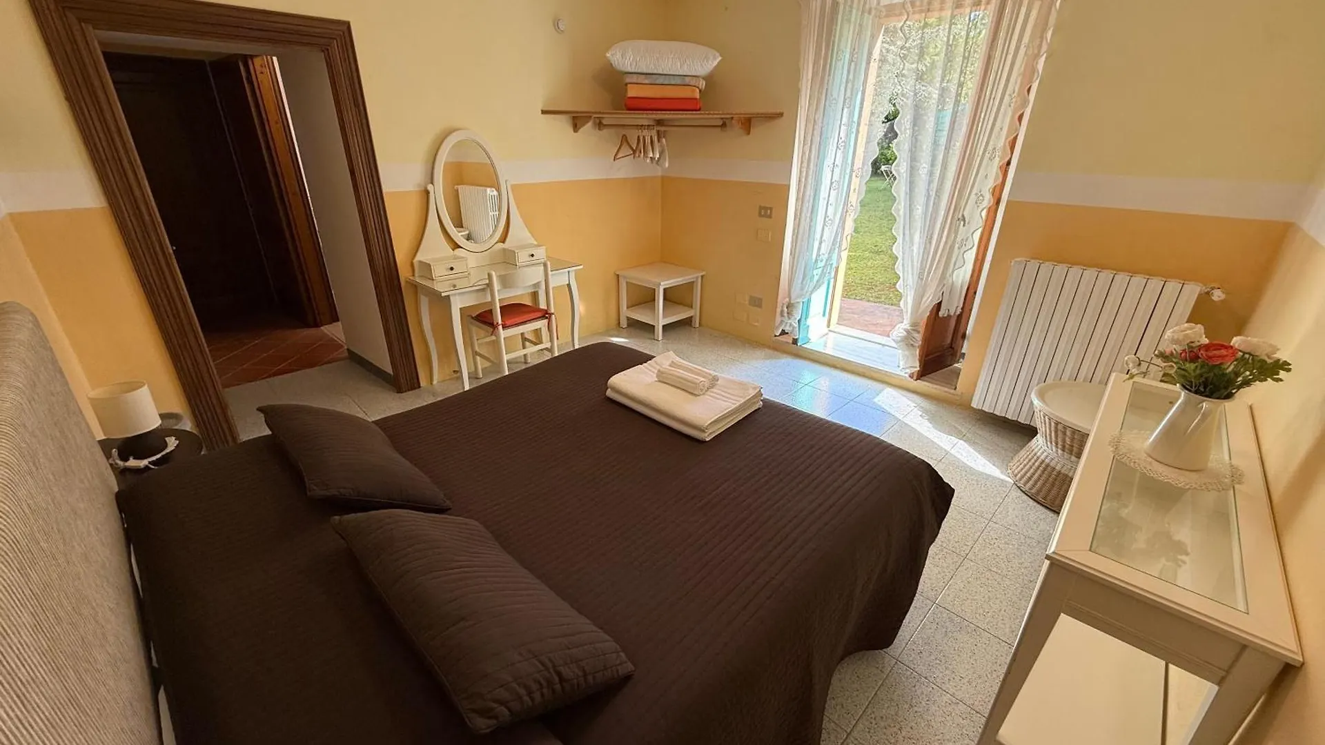 ***  Mancino Bed & Breakfast Poggibonsi Italy