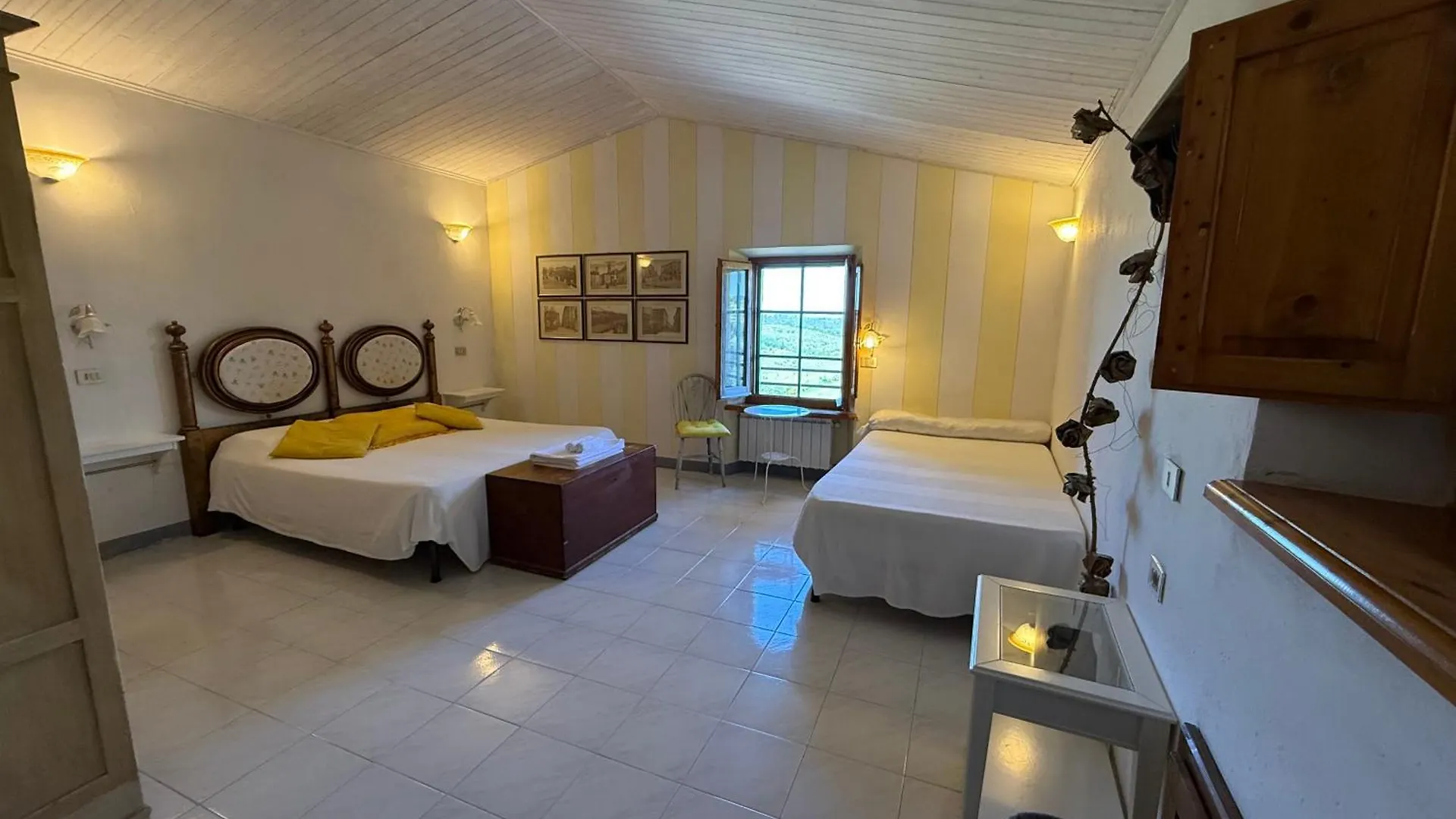 Mancino Bed & Breakfast Poggibonsi 3*,  Italy