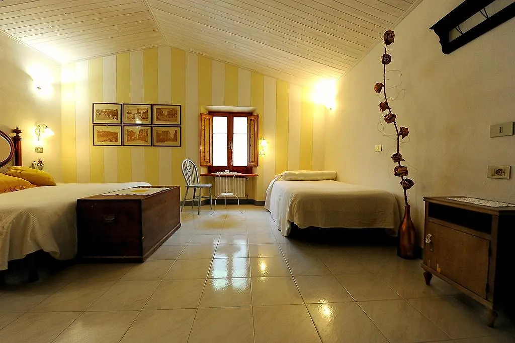 Mancino Bed & Breakfast Poggibonsi 3*,  Italy
